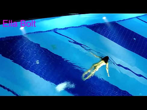 ❤️ No puc parar de mirar-la, jove rossa presa nedant nua a la piscina del complex ELLA BOLT ️❌ Vídeo de sexe al ca.kanalmoscow.ru ☑