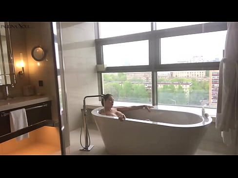 ❤️ Una nena tremenda masturbant-se apassionadament el cony al bany ️❌ Vídeo de sexe al ca.kanalmoscow.ru ☑