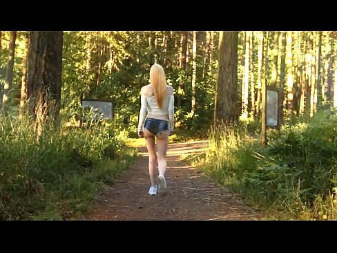 ❤️ Una bella dona es mou lentament, no un vídeo nu ️❌ Vídeo de sexe al ca.kanalmoscow.ru ☑